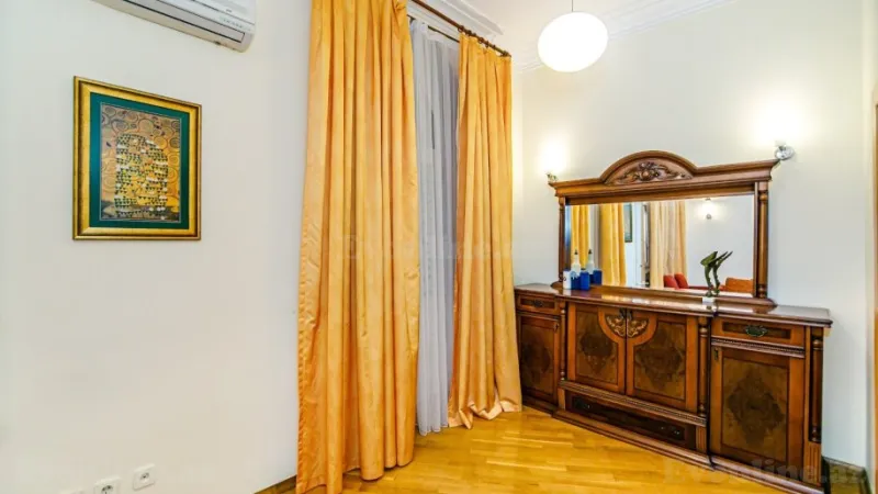 Kirayə verilir 2 otaqlı Mənzil Köhnə tikili 50 m² Sahil m. - şəkil 12