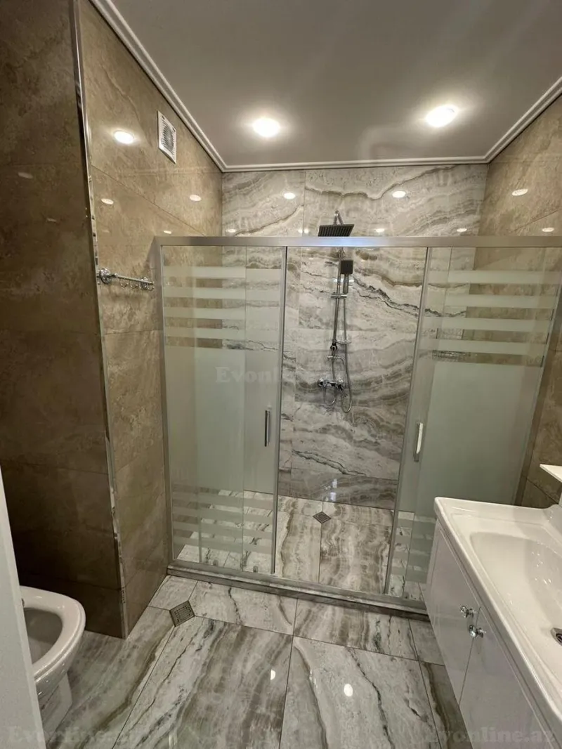 Kirayə verilir 2 otaqlı Mənzil Yeni tikili 65 m² Gənclik m. - şəkil 9