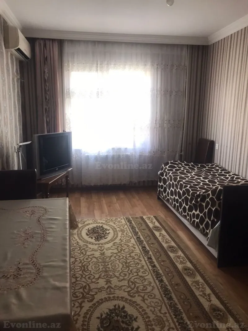 Satılır 2 otaqlı Mənzil Köhnə tikili 62 m² Suraxanı r. - şəkil 2