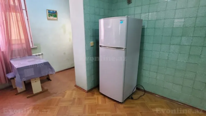 Kirayə verilir 3 otaqlı Mənzil Köhnə tikili 75 m² Nərimanov r. - şəkil 9