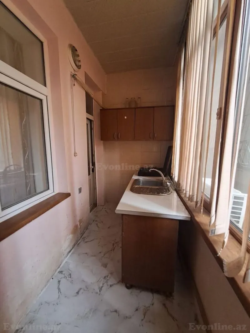Kirayə verilir 2 otaqlı Mənzil Yeni tikili 45 m² Memar Əcəmi m. - şəkil 8