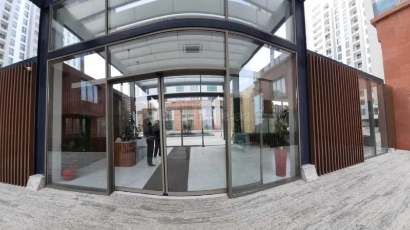 Satılır 3 otaqlı Mənzil Yeni tikili 164 m² Elmlər Akademiyası m. - şəkil 4