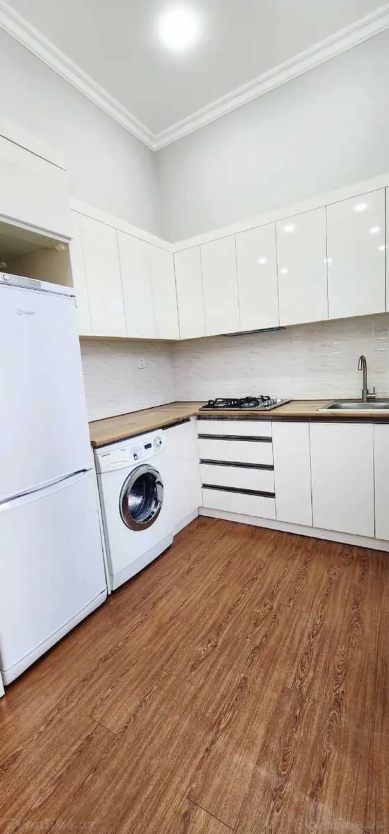 Kirayə verilir 3 otaqlı Mənzil Yeni tikili 75 m² 28 May m. - şəkil 8