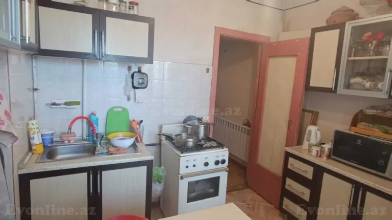 Satılır 3 otaqlı Mənzil Köhnə tikili 85 m² 28 May m. - şəkil 14