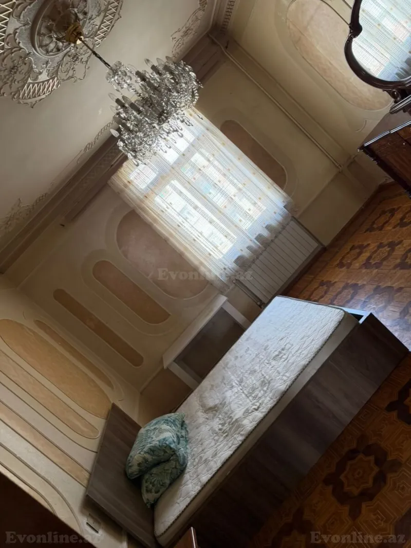 Kirayə verilir 4 otaqlı Mənzil Köhnə tikili 85 m² Nəriman Nərimanov m. - şəkil 3