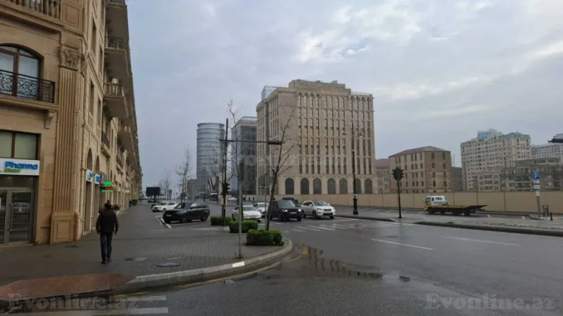 Bakı, Xətai r., Xətai m.da obyekt kirayə verilir