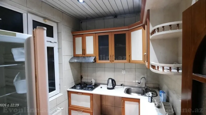 Kirayə verilir 2 otaqlı Mənzil Köhnə tikili 50 m² 7-ci mikrorayon - şəkil 2