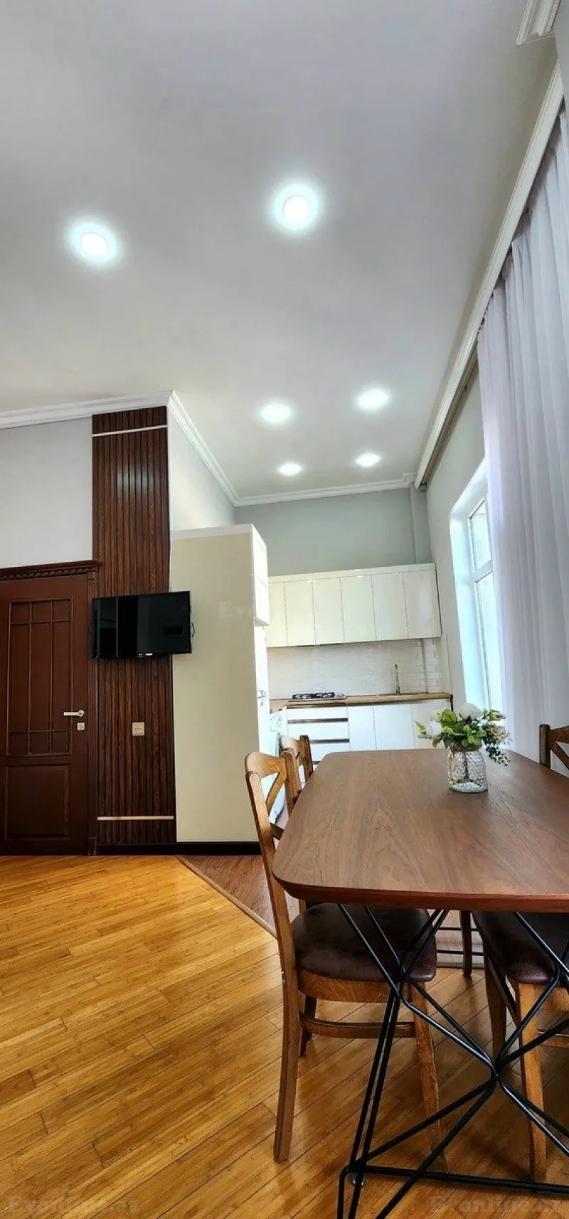 Kirayə verilir 3 otaqlı Mənzil Yeni tikili 75 m² 28 May m. - şəkil 4