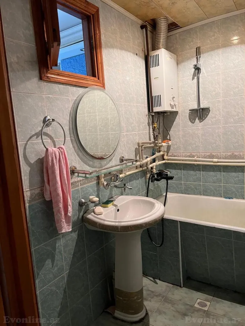 Kirayə verilir 3 otaqlı Mənzil Köhnə tikili 80 m² Nərimanov r. - şəkil 7