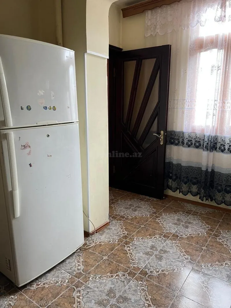 Kirayə verilir 3 otaqlı Mənzil Köhnə tikili 80 m² Nərimanov r. - şəkil 11