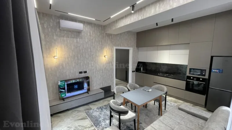 Bakı, Qaradağ r.da 3 otaqlı mənzil kirayə verilir