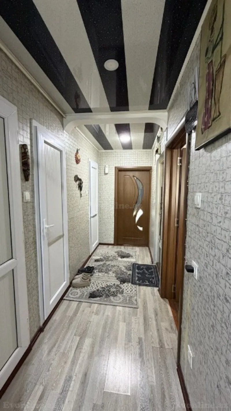 Satılır 2 otaqlı Mənzil Köhnə tikili 70 m² Nəsimi r. - şəkil 7