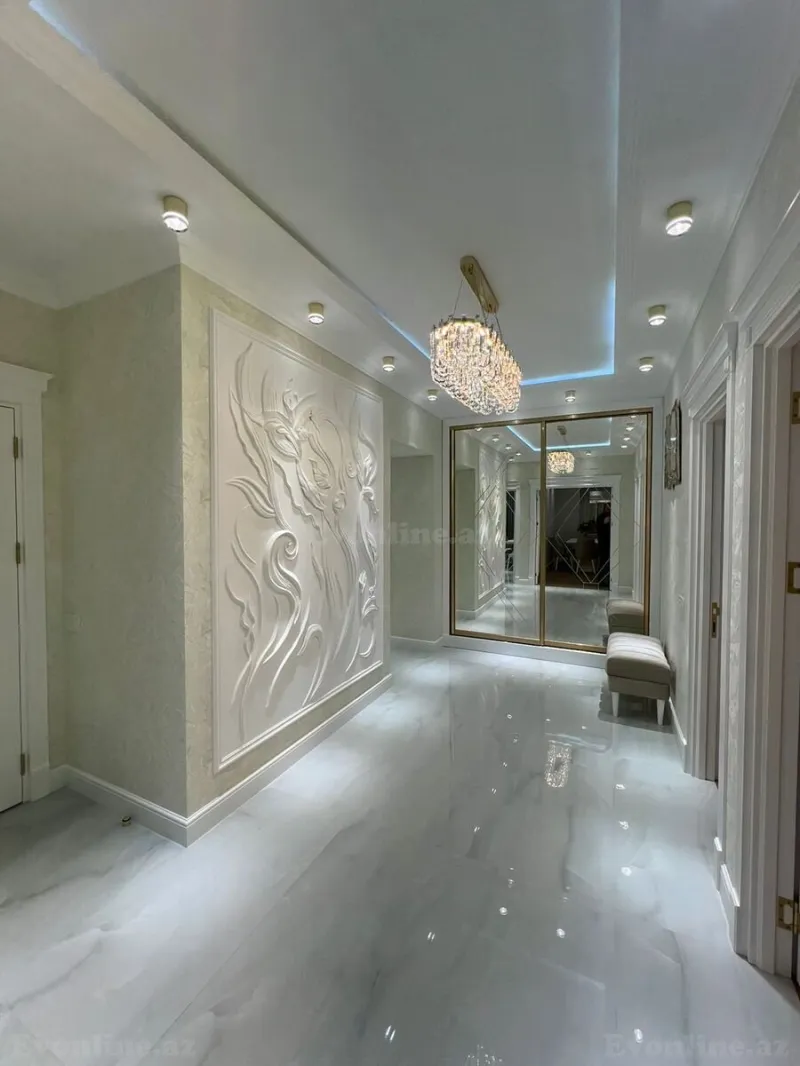 Kirayə verilir 3 otaqlı Mənzil Yeni tikili 160 m² Xətai m.