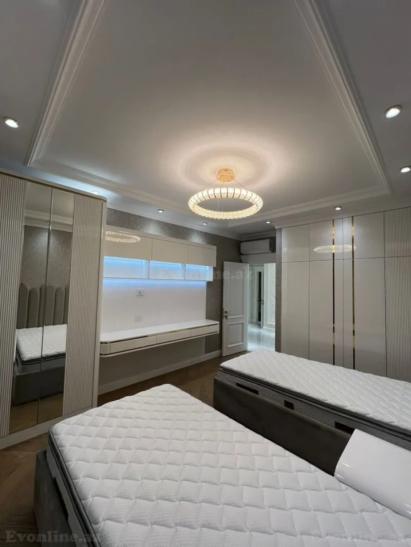 Kirayə verilir 3 otaqlı Mənzil Yeni tikili 160 m² Xətai m. - şəkil 16