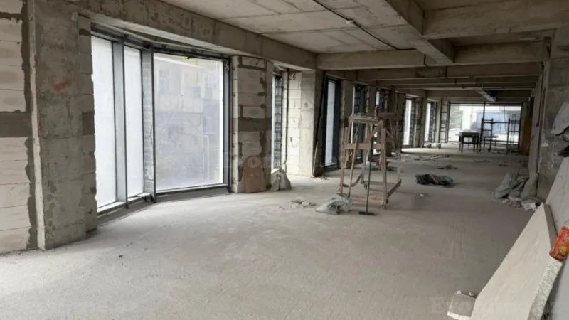 Kirayə verilir Ofis 415 m² Səbail r. - şəkil 9