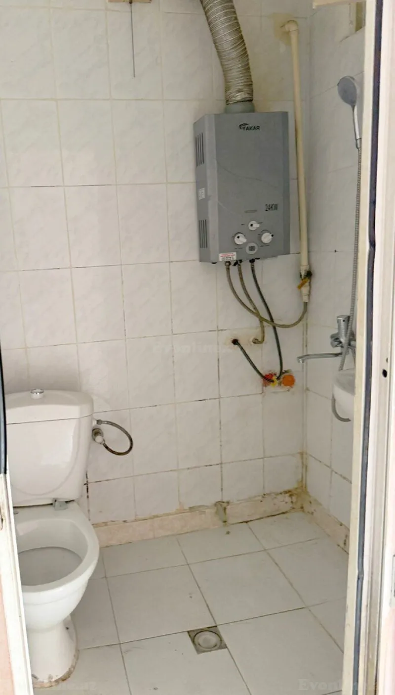 Kirayə verilir 3 otaqlı Mənzil Köhnə tikili 70 m² Elmlər Akademiyası m. - şəkil 8