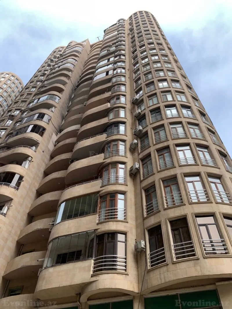 Satılır 3 otaqlı Mənzil Yeni tikili 157 m² Xətai m.