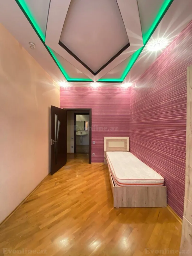 Kirayə verilir 5 otaqlı Mənzil Yeni tikili 170 m² 8-ci mikrorayon - şəkil 14