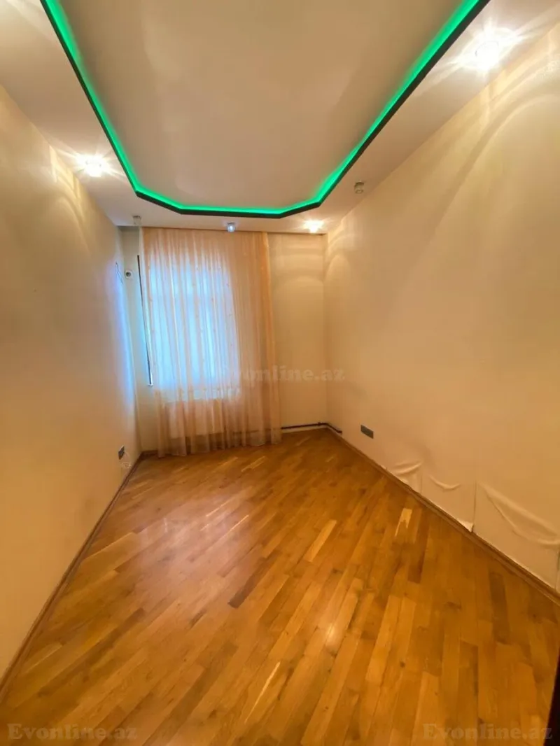 Kirayə verilir 5 otaqlı Mənzil Yeni tikili 170 m² 8-ci mikrorayon - şəkil 23