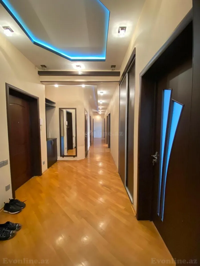 Kirayə verilir 5 otaqlı Mənzil Yeni tikili 170 m² 8-ci mikrorayon - şəkil 26