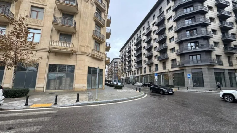 Satılır 5 otaqlı Mənzil Yeni tikili 210 m² Xətai r.