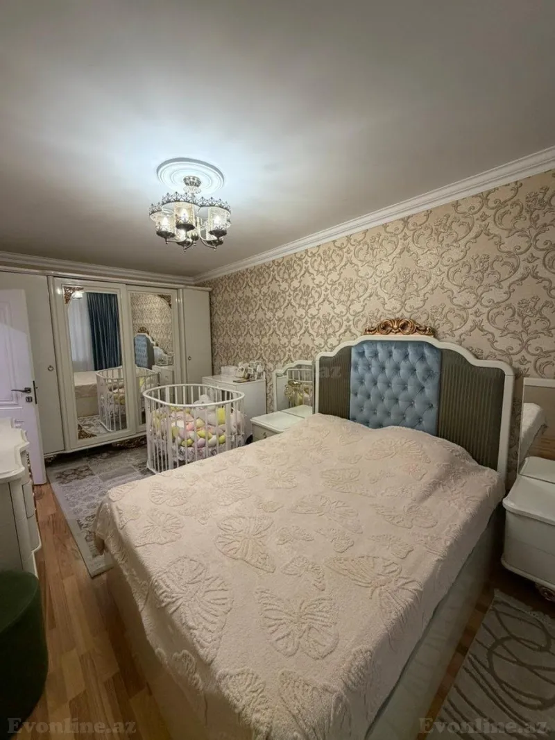 Satılır 4 otaqlı Mənzil Köhnə tikili 90 m² 8-ci kilometr