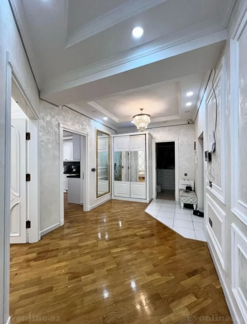 Satılır 3 otaqlı Mənzil Yeni tikili 132 m² 9-cu mikrorayon - şəkil 3