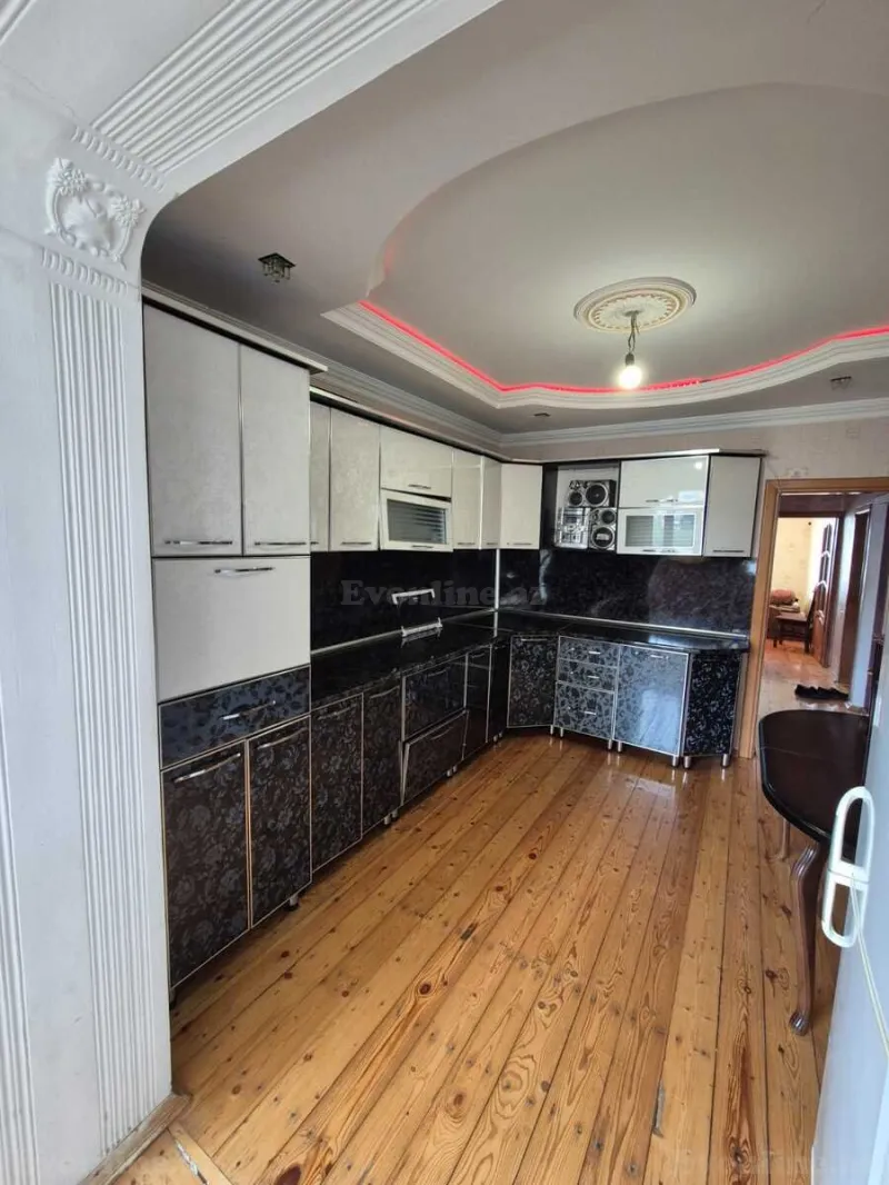 Satılır 2 otaqlı Mənzil Köhnə tikili 54 m² Əhmədli - şəkil 4