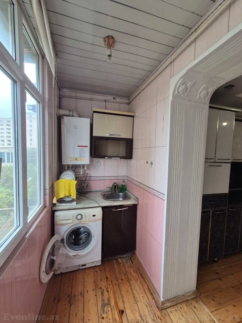 Satılır 2 otaqlı Mənzil Köhnə tikili 54 m² Əhmədli - şəkil 5
