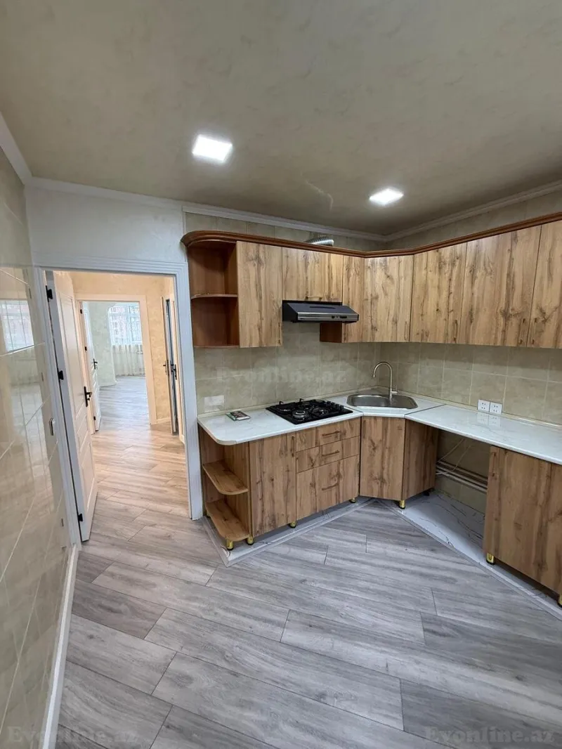 Satılır 4 otaqlı Mənzil Köhnə tikili 115 m² Xalqlar Dostluğu m. - şəkil 3