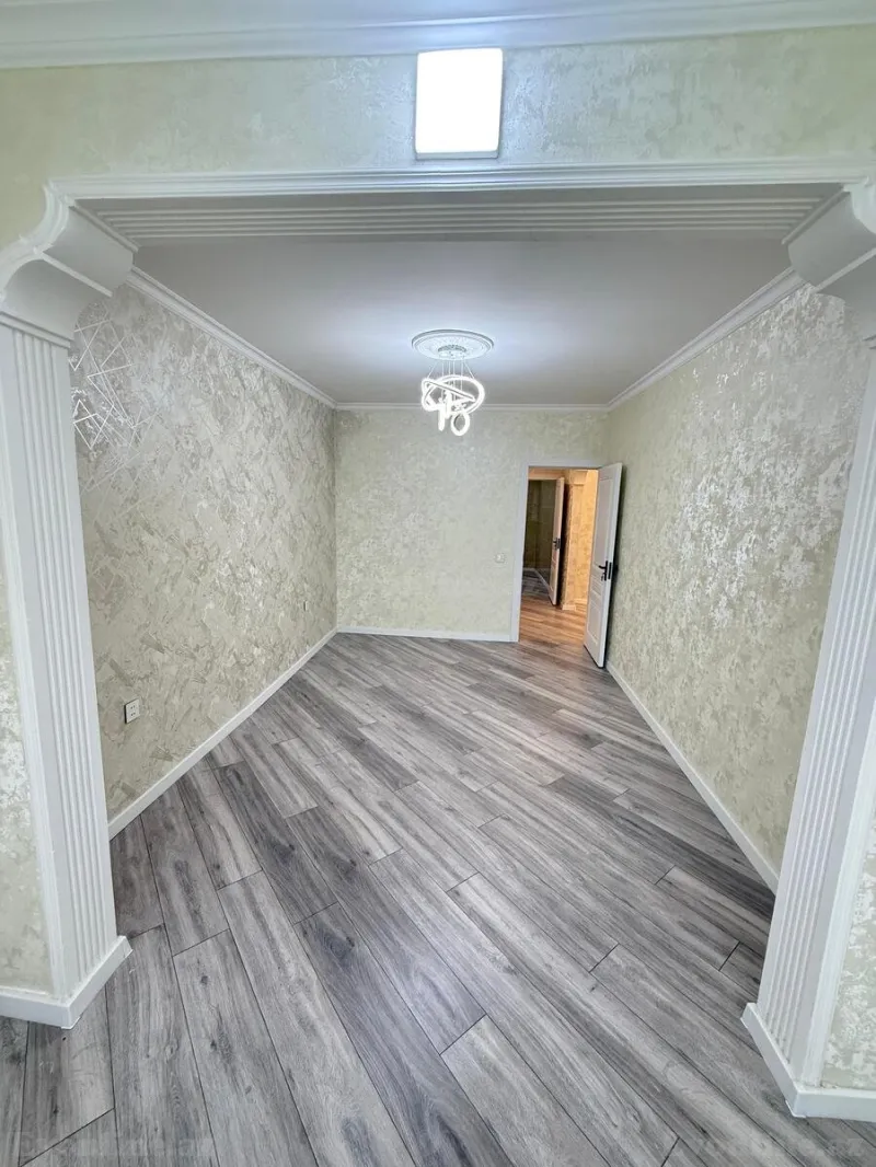 Satılır 4 otaqlı Mənzil Köhnə tikili 115 m² Xalqlar Dostluğu m. - şəkil 9