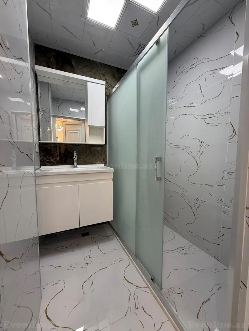 Satılır 4 otaqlı Mənzil Köhnə tikili 115 m² Xalqlar Dostluğu m. - şəkil 12