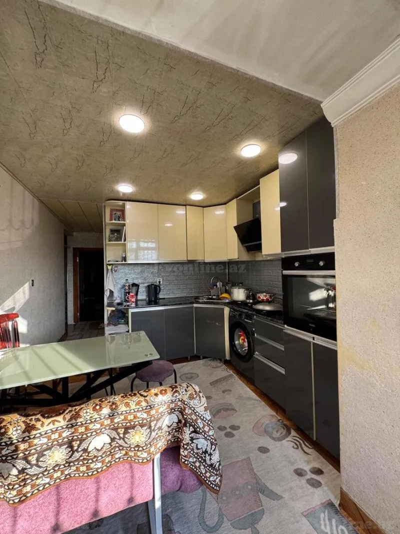 Satılır 4 otaqlı Mənzil Köhnə tikili 100 m² Xətai r. - şəkil 2