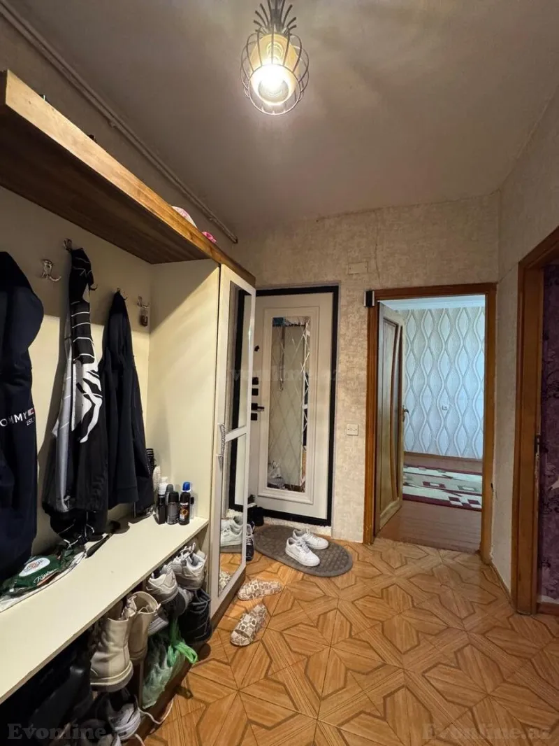 Satılır 4 otaqlı Mənzil Köhnə tikili 100 m² Xətai r. - şəkil 8