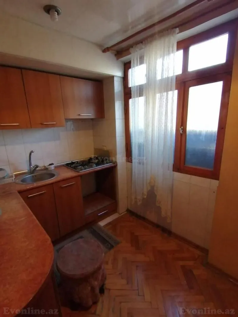 Satılır 3 otaqlı Mənzil Köhnə tikili 65 m² Nəriman Nərimanov m. - şəkil 3