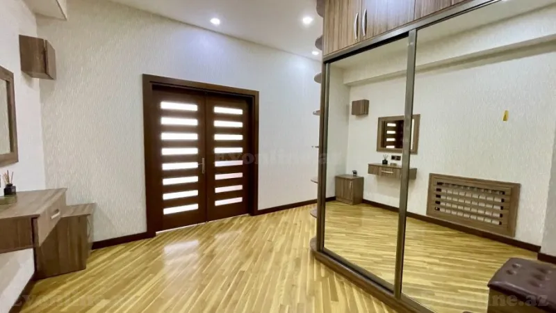 Kirayə verilir 3 otaqlı Mənzil Yeni tikili 147 m² Neftçilər m. - şəkil 21