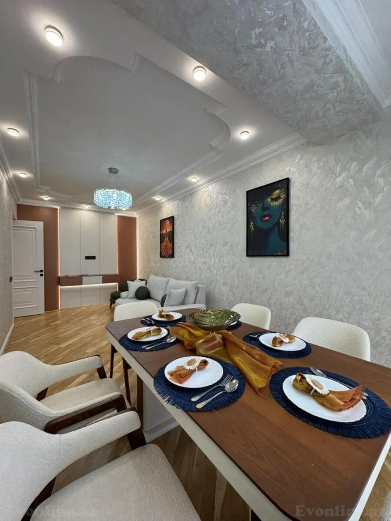 Satılır 3 otaqlı Mənzil Yeni tikili 82 m² Xətai r.