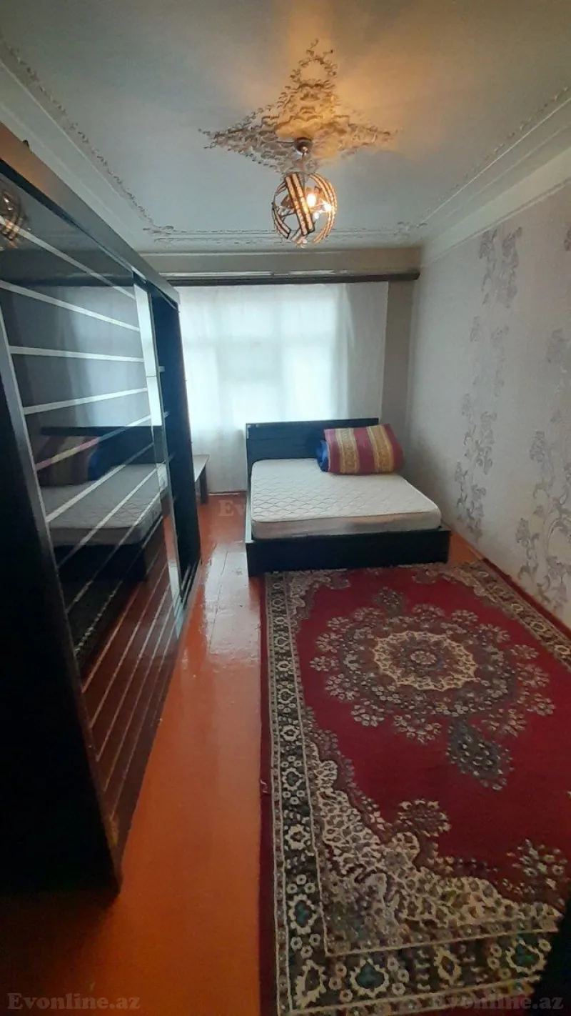 Satılır 2 otaqlı Mənzil Köhnə tikili 55 m² 4-cü mikrorayon - şəkil 2