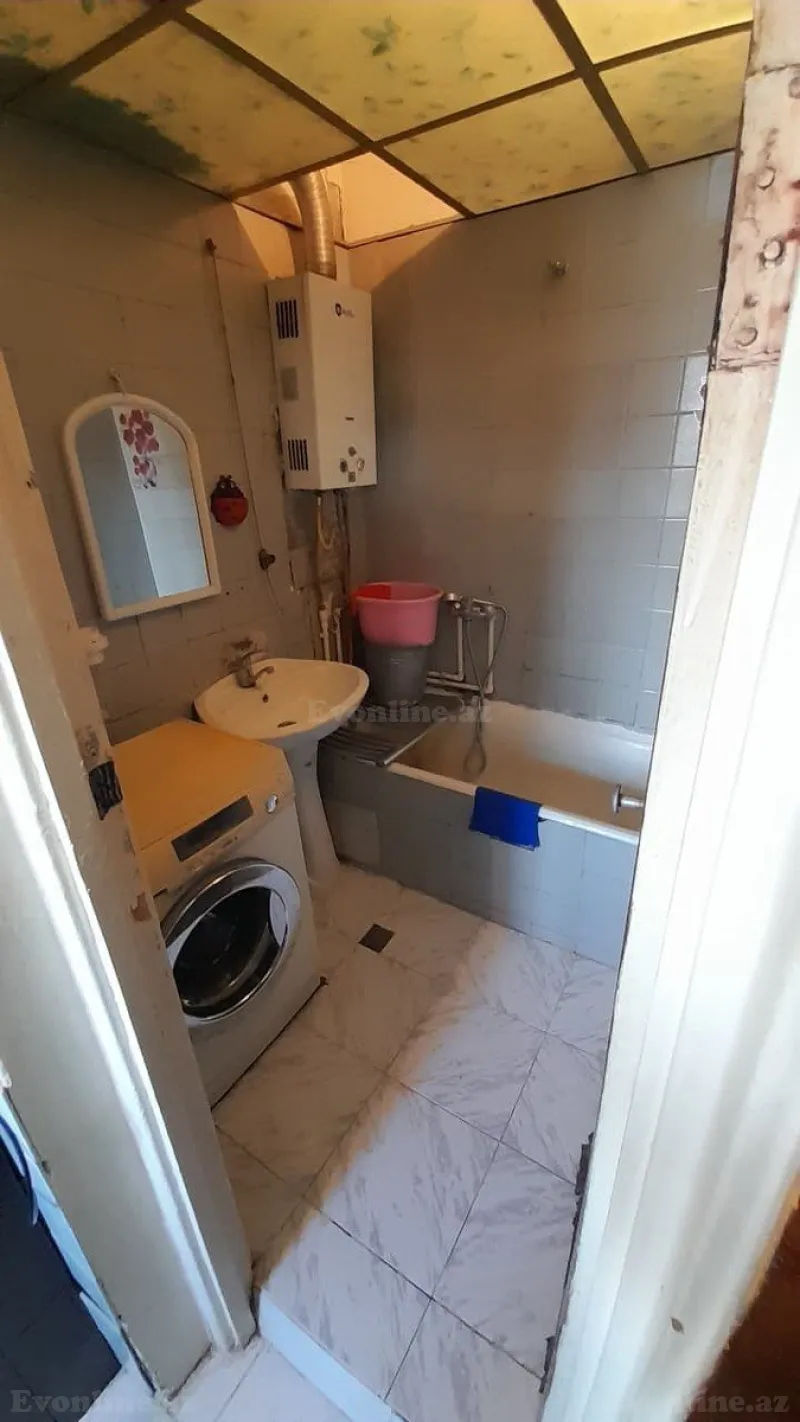 Satılır 2 otaqlı Mənzil Köhnə tikili 55 m² 4-cü mikrorayon - şəkil 6