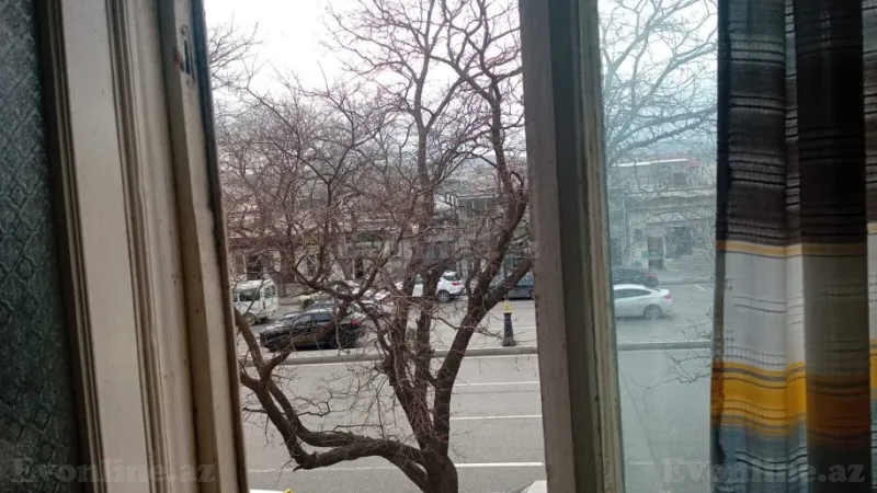 Kirayə verilir 3 otaqlı Mənzil Köhnə tikili 70 m² Yasamal r. - şəkil 6