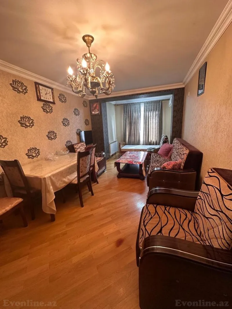 Kirayə verilir 2 otaqlı Mənzil Köhnə tikili 60 m² 8-ci mikrorayon