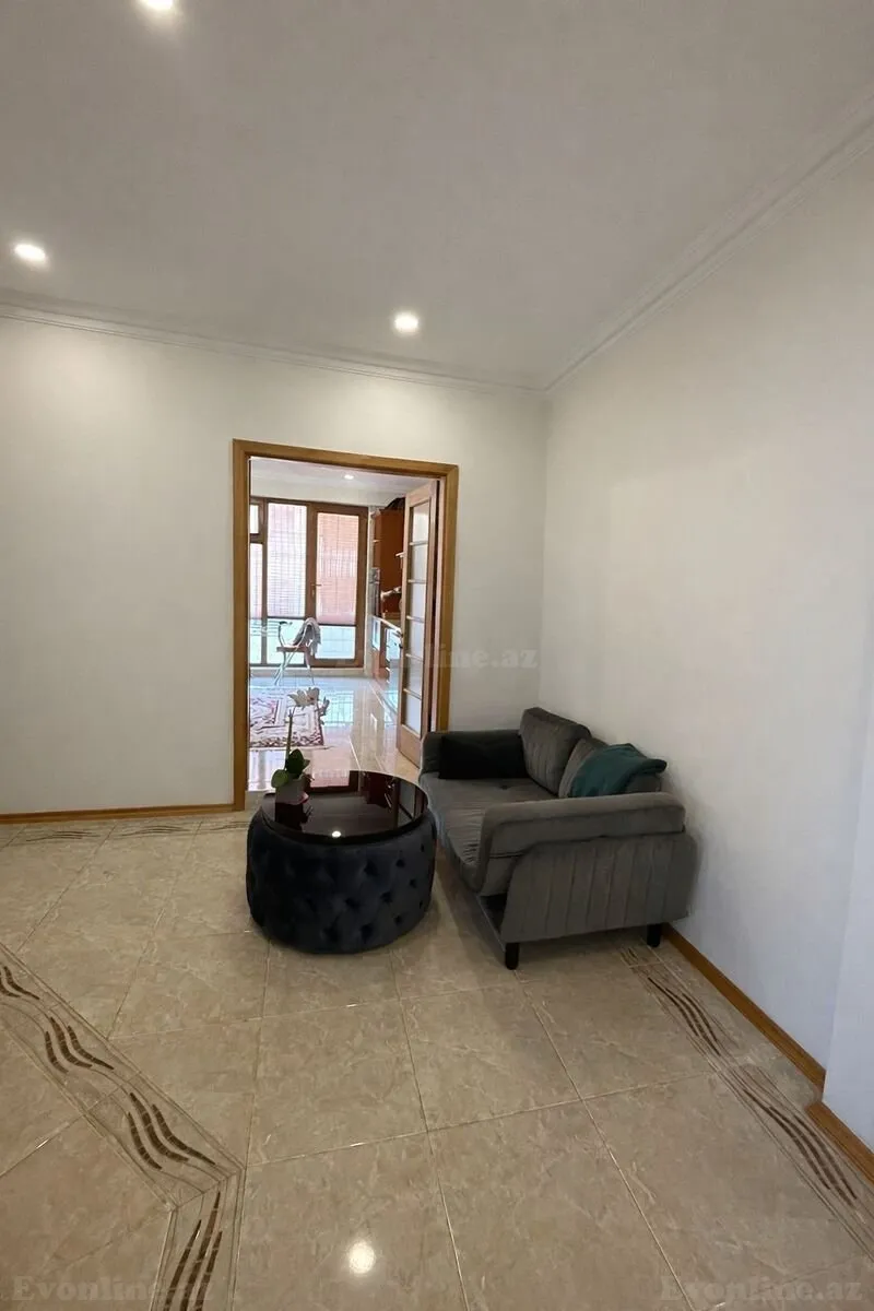 Satılır 3 otaqlı Mənzil Yeni tikili 150 m² 28 May m. - şəkil 13