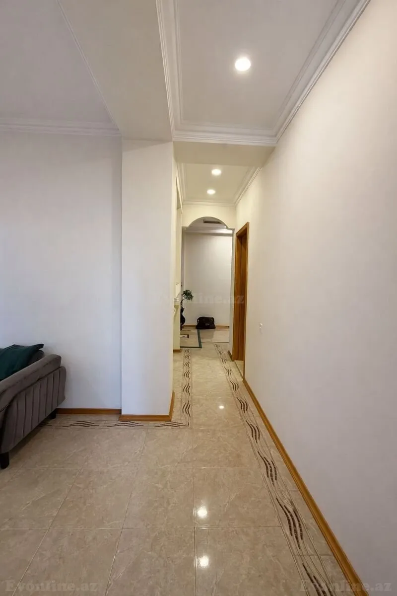 Satılır 3 otaqlı Mənzil Yeni tikili 150 m² 28 May m. - şəkil 14