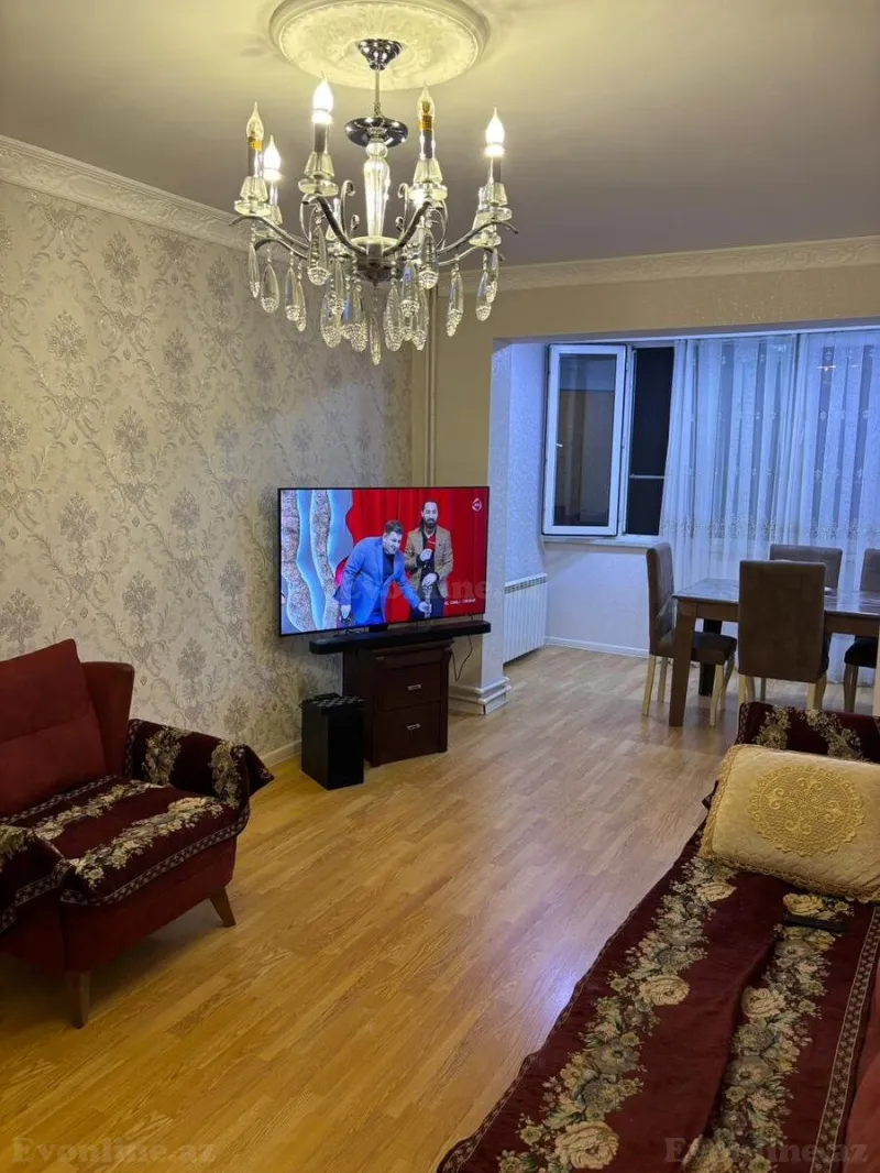 Satılır 3 otaqlı Mənzil Köhnə tikili 70 m² Neftçilər m. - şəkil 3