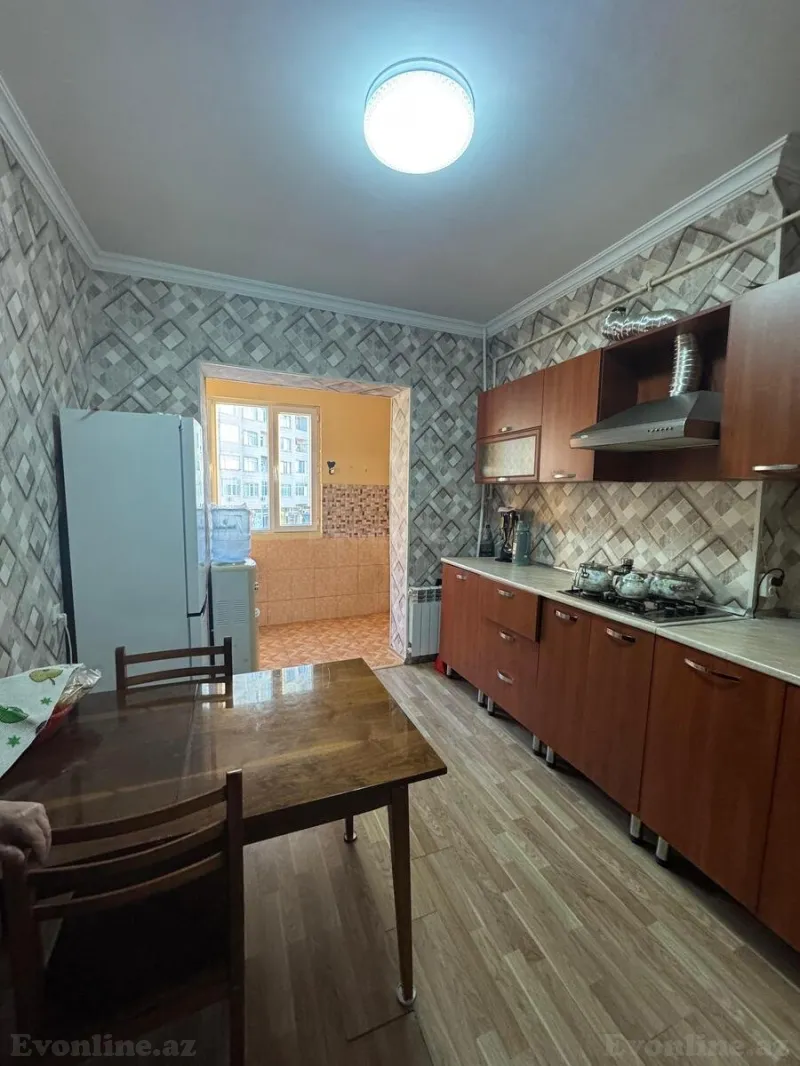 Satılır 2 otaqlı Mənzil Köhnə tikili 65 m² Yeni Yasamal - şəkil 4