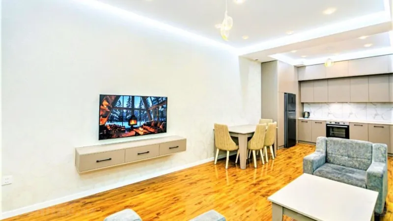 Kirayə verilir 3 otaqlı Mənzil Yeni tikili 120 m² Xətai r.