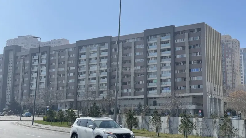 Satılır 3 otaqlı Mənzil Köhnə tikili 74 m² Yasamal