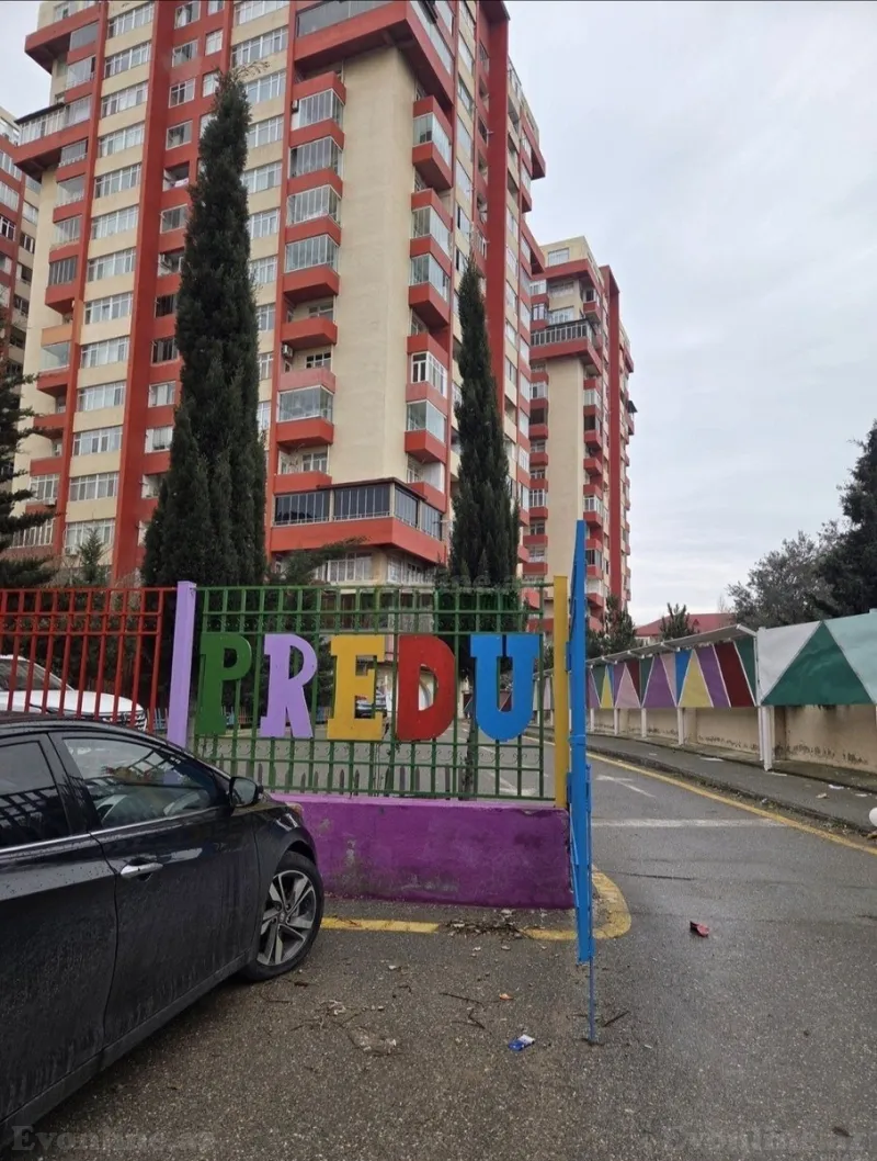 Satılır 3 otaqlı Mənzil Yeni tikili 70 m² Neftçilər m. - şəkil 2