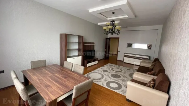 Kirayə verilir 3 otaqlı Mənzil Yeni tikili 150 m² Xətai m.