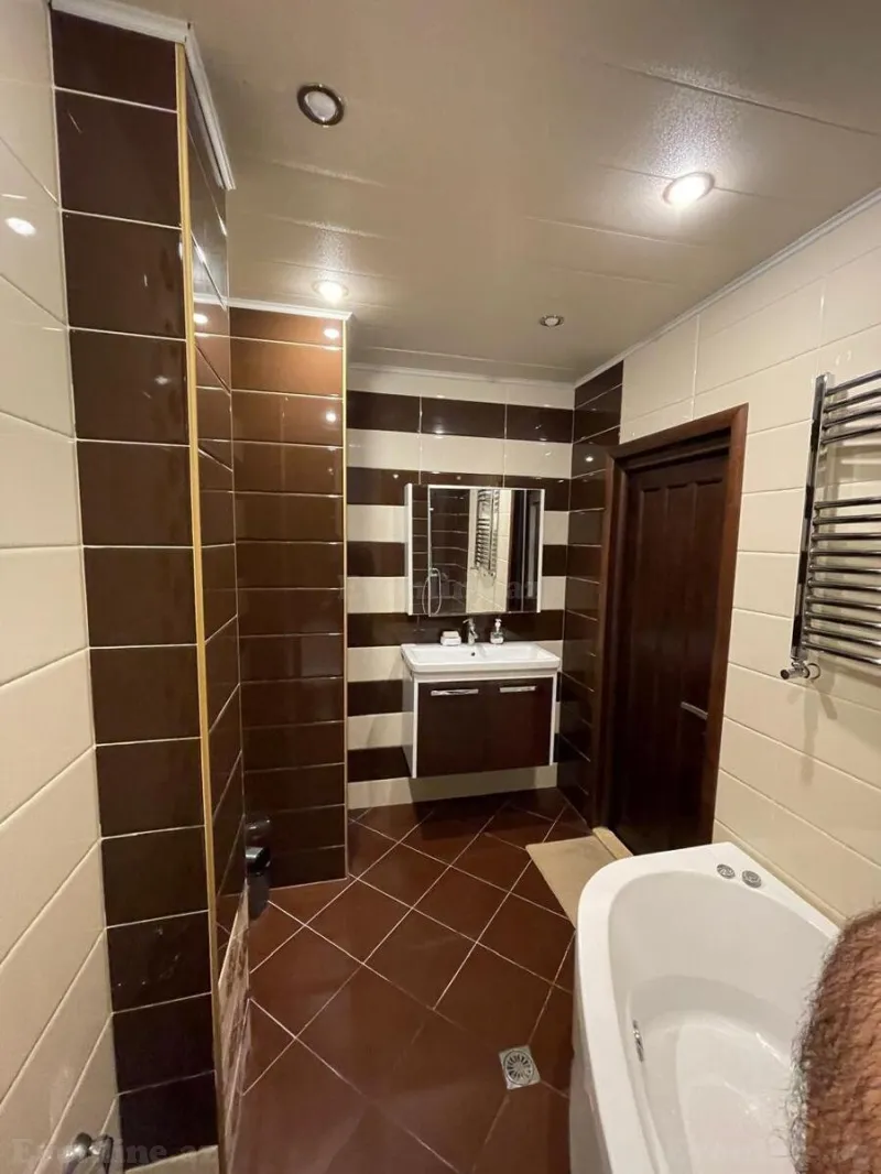 Kirayə verilir 3 otaqlı Mənzil Yeni tikili 150 m² Xətai m. - şəkil 14